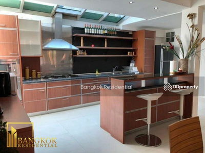 Detached House, Bangkok, Thailand Detached House, Bangkok, Thailand