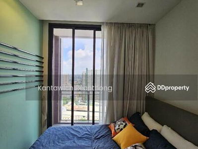 The Line Phahon-Pradipat, Bangkok, Thailand The Line Phahon-Pradipat, Bangkok, Thailand