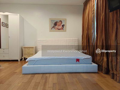 Villa Sathorn, Bangkok, Thailand Villa Sathorn, Bangkok, Thailand