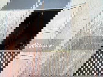 For rent: Land with buildings. Soi Aree Samphan 7, area 155 sq m., excellent location, Bangkok, Thailand For rent: Land with buildings. Soi Aree Samphan 7, area 155 sq m., excellent location, Bangkok, Thailand