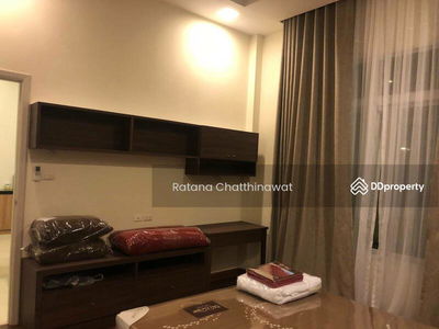 Housing in Bangkok, Thailand Housing in Bangkok, Thailand