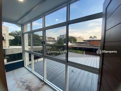 2-story detached house, Soi Lat Phrao 101, Bangkok, Thailand 2-story detached house, Soi Lat Phrao 101, Bangkok, Thailand