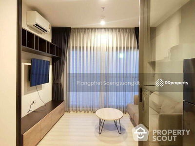 Life Sukhumvit 48, Bangkok, Thailand Life Sukhumvit 48, Bangkok, Thailand