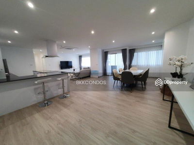 Silom Condominium, Bangkok, Thailand Silom Condominium, Bangkok, Thailand