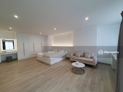 Silom Condominium, Bangkok, Thailand Silom Condominium, Bangkok, Thailand