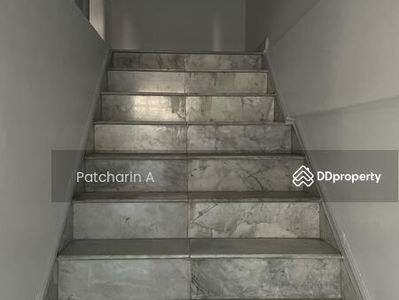 3 storey Townhouse near The Mall Bangkapi, Bangkok, Thailand 3 storey Townhouse near The Mall Bangkapi, Bangkok, Thailand