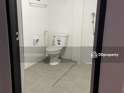 3 storey Townhouse near The Mall Bangkapi, Bangkok, Thailand 3 storey Townhouse near The Mall Bangkapi, Bangkok, Thailand