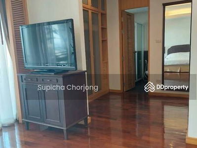 Esmeralda Apartments, Bangkok, Thailand Esmeralda Apartments, Bangkok, Thailand