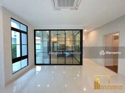 Nantawan Rama 9 New Krungthepkreetha, Bangkok, Thailand Nantawan Rama 9 New Krungthepkreetha, Bangkok, Thailand