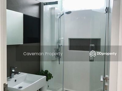 The Room Sathorn-Taksin, Bangkok, Thailand The Room Sathorn-Taksin, Bangkok, Thailand