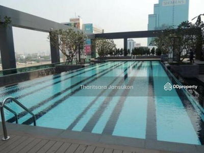 Thru Thonglor, Bangkok, Thailand Thru Thonglor, Bangkok, Thailand