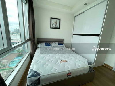 Thru Thonglor, Bangkok, Thailand Thru Thonglor, Bangkok, Thailand