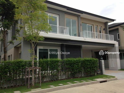 The City Sukhumvit-Bangna, Bangkok, Thailand The City Sukhumvit-Bangna, Bangkok, Thailand