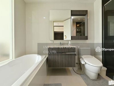 Via 49, Bangkok, Thailand Via 49, Bangkok, Thailand