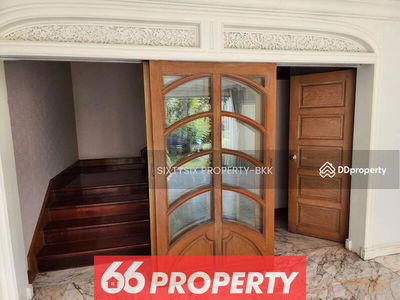 Lake Side Villa 2, Samut Prakan, Thailand Lake Side Villa 2, Samut Prakan, Thailand