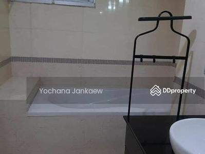 Baan Klang Krung Siam-Pathumwan Condominium, Bangkok, Thailand Baan Klang Krung Siam-Pathumwan Condominium, Bangkok, Thailand