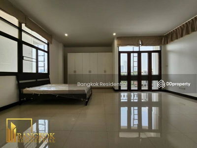 3 Bedroom Townhouse in Sukhumvit 71, Phra Khanong, Bangkok, Thailand 3 Bedroom Townhouse in Sukhumvit 71, Phra Khanong, Bangkok, Thailand