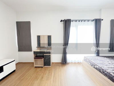 Pleno Phaholyothin-Rangsit, Pathum Thani, Thailand Pleno Phaholyothin-Rangsit, Pathum Thani, Thailand