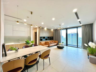 The Sun Me Tri, Vietnam The Sun Me Tri, Vietnam