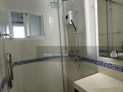 Life @ Sukhumvit 65, Bangkok, Thailand Life @ Sukhumvit 65, Bangkok, Thailand