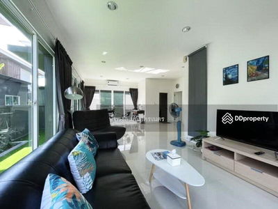 Nara Botanic Srinakarin, Samut Prakan, Thailand Nara Botanic Srinakarin, Samut Prakan, Thailand