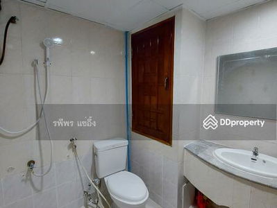 Merlin Tower Condominium, Bangkok, Thailand Merlin Tower Condominium, Bangkok, Thailand