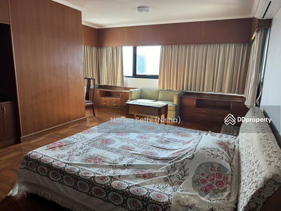 Sathorn Gardens, Bangkok, Thailand Sathorn Gardens, Bangkok, Thailand