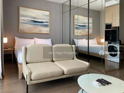 Park Origin Phrom Phong, Bangkok, Thailand Park Origin Phrom Phong, Bangkok, Thailand