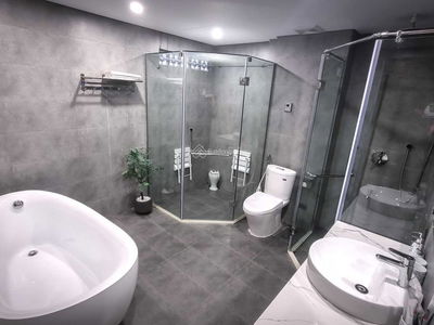 Gehäuse In Hanoi, Vietnam Gehäuse In Hanoi, Vietnam