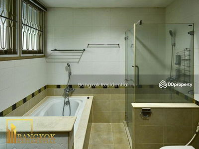 Detached House, Bangkok, Thailand Detached House, Bangkok, Thailand