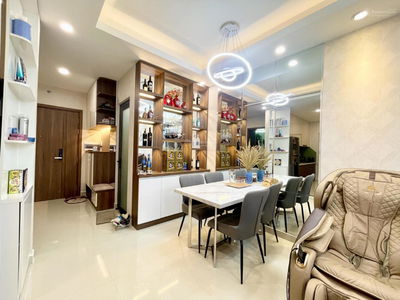 Q7 Saigon Riverside, Vietnam Q7 Saigon Riverside, Vietnam