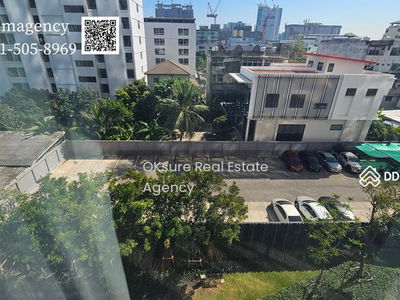 The Tree Hua Mak, Bangkok, Thailand The Tree Hua Mak, Bangkok, Thailand