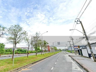 Big C Hathairat (1 km.), Hathairit Market (1 km.), Siripirom (3.5 km.), Bangkok, Thailand Big C Hathairat (1 km.), Hathairit Market (1 km.), Siripirom (3.5 km.), Bangkok, Thailand