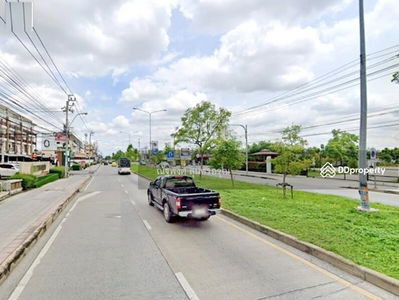 Big C Hathairat (1 km.), Hathairit Market (1 km.), Siripirom (3.5 km.), Bangkok, Thailand Big C Hathairat (1 km.), Hathairit Market (1 km.), Siripirom (3.5 km.), Bangkok, Thailand