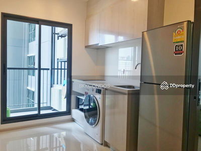 Life Sukhumvit 48, Bangkok, Thailand Life Sukhumvit 48, Bangkok, Thailand