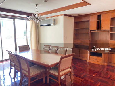 Sriratana Mansion 2, Bangkok, Thailand Sriratana Mansion 2, Bangkok, Thailand