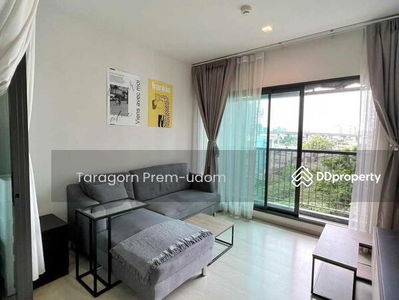 Life Sukhumvit 48, Bangkok, Thailand Life Sukhumvit 48, Bangkok, Thailand