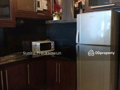 State Tower, Bangkok, Thailand State Tower, Bangkok, Thailand