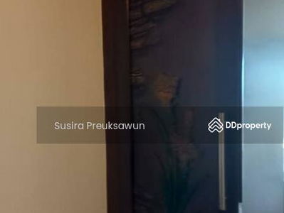 State Tower, Bangkok, Thailand State Tower, Bangkok, Thailand