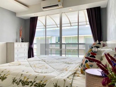 Waterford Sukhumvit 50 condominium, Bangkok, Thailand Waterford Sukhumvit 50 condominium, Bangkok, Thailand