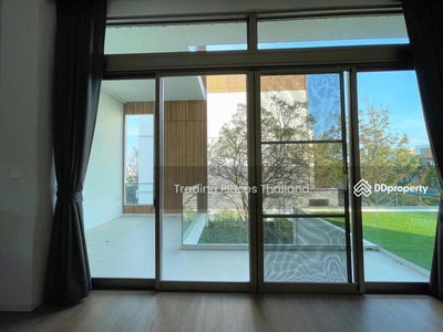 VIVE Rama 9, Bangkok, Thailand VIVE Rama 9, Bangkok, Thailand