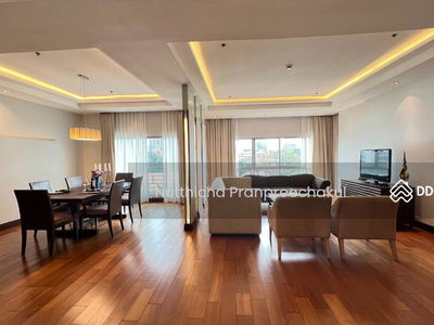 Royal Residence Park, Bangkok, Thailand Royal Residence Park, Bangkok, Thailand