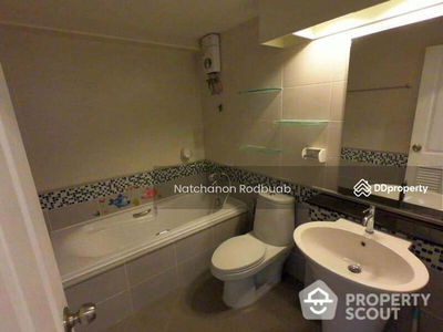 Waterford Sukhumvit 50 condominium, Bangkok, Thailand Waterford Sukhumvit 50 condominium, Bangkok, Thailand