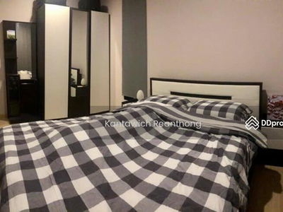 The Tree Onnut Station, Bangkok, Thailand The Tree Onnut Station, Bangkok, Thailand