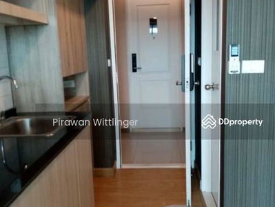 The Light New York Sukhumvit 64, Bangkok, Thailand The Light New York Sukhumvit 64, Bangkok, Thailand