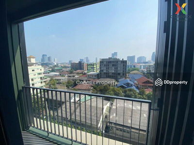 The Line Phahonyothin Park, Bangkok, Thailand The Line Phahonyothin Park, Bangkok, Thailand