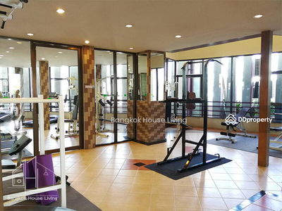 Fifty Fifth Tower, Bangkok, Thailand Fifty Fifth Tower, Bangkok, Thailand