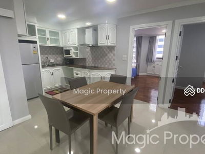 Supalai Place Sukhumvit 39, Bangkok, Thailand Supalai Place Sukhumvit 39, Bangkok, Thailand