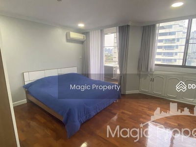 Supalai Place Sukhumvit 39, Bangkok, Thailand Supalai Place Sukhumvit 39, Bangkok, Thailand