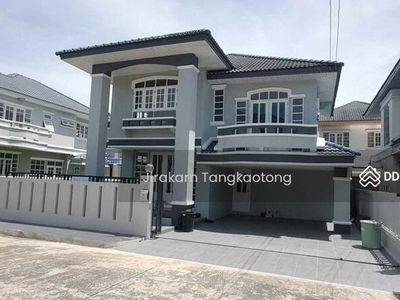Maneerin Village, 4 bedrooms, 4 bathrooms, 61 sq m., Nonthaburi, Thailand Maneerin Village, 4 bedrooms, 4 bathrooms, 61 sq m., Nonthaburi, Thailand